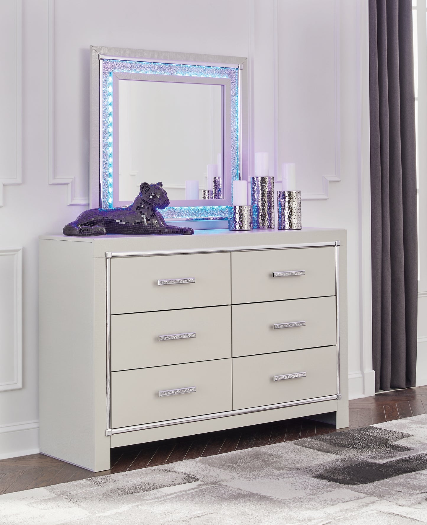 Zyniden Dresser and Mirror