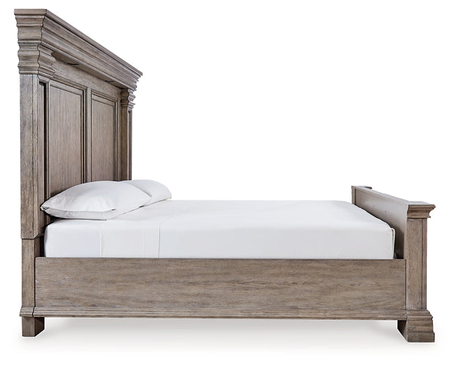 Blairhurst Queen Panel Bed with Mirrored Dresser