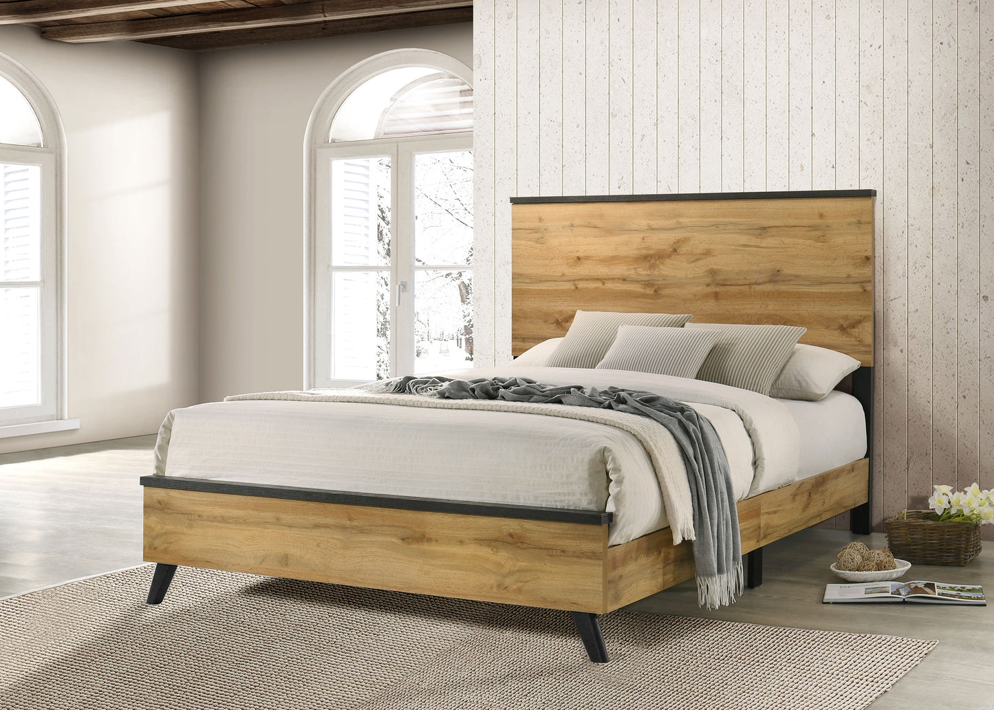 Kaywood 52-inch Eastern King Panel Bed Natural Pine