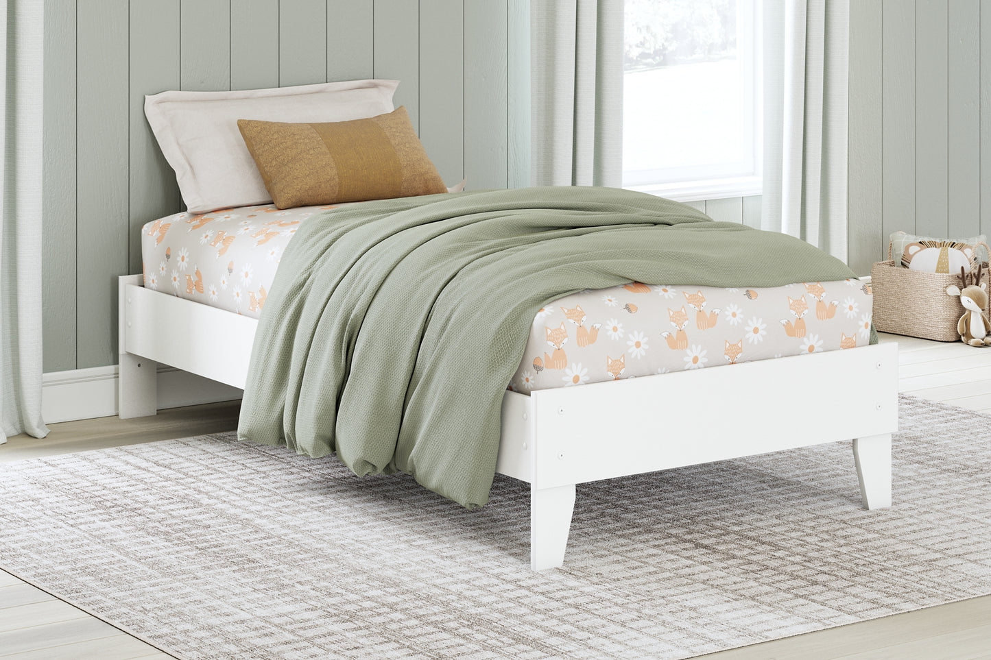 Hallityn Twin Platform Bed with Dresser and Nightstand